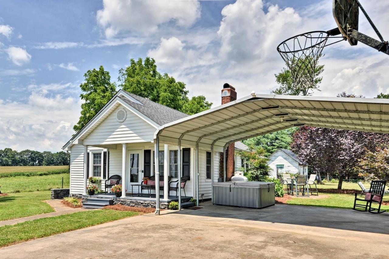 Peaceful Elkin Vacation Rental About 17 Mi To Mt Airy! Dobson Luaran gambar